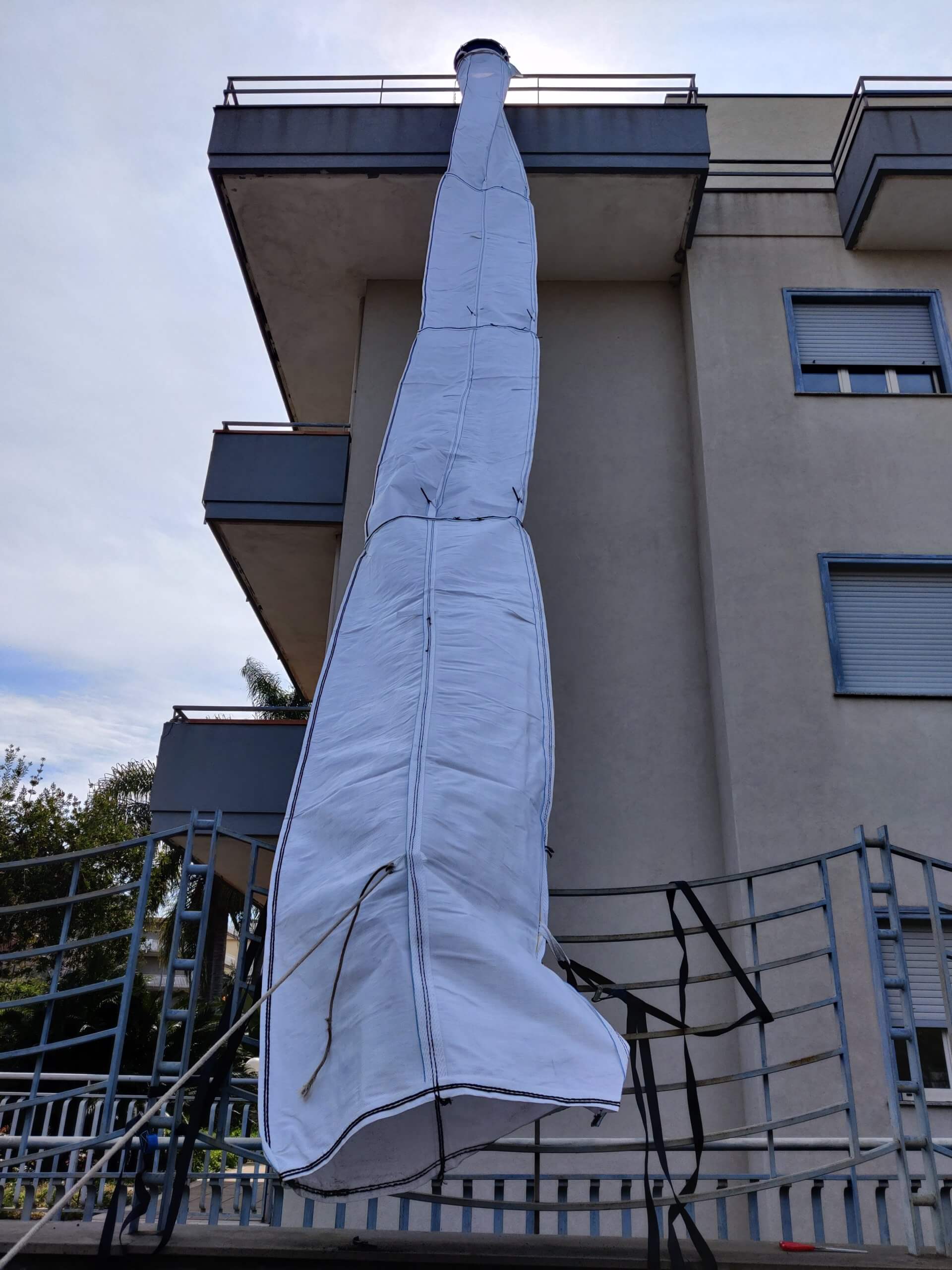 Schuttrutsche Schuttrutsche